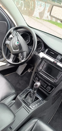 Skoda Superb cena 29999 przebieg: 299000, rok produkcji 2010 z Gubin małe 352